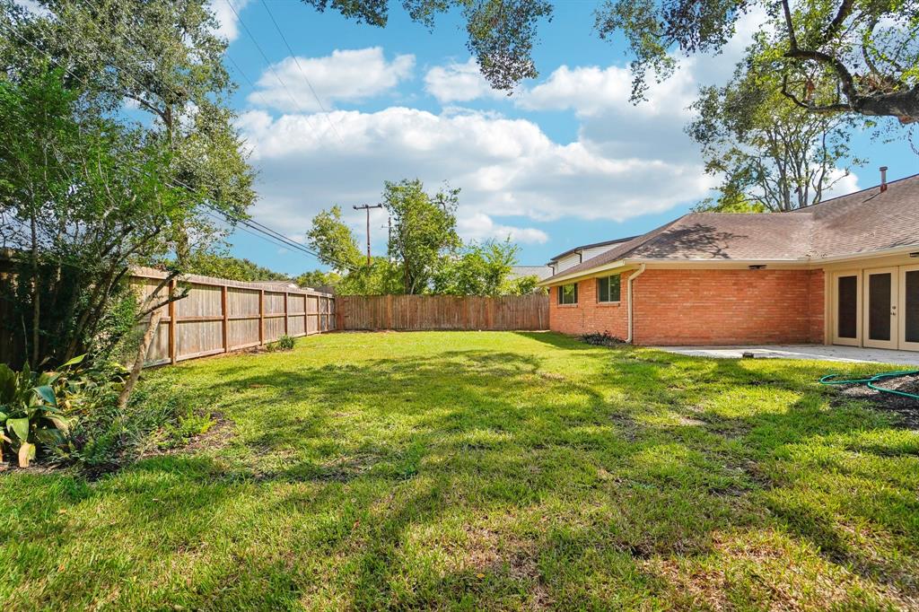 5406 Rutherglenn Drive