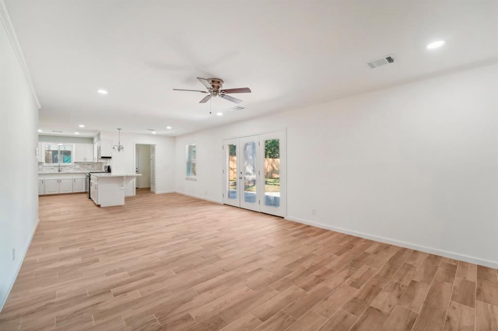 5406 Rutherglenn Drive