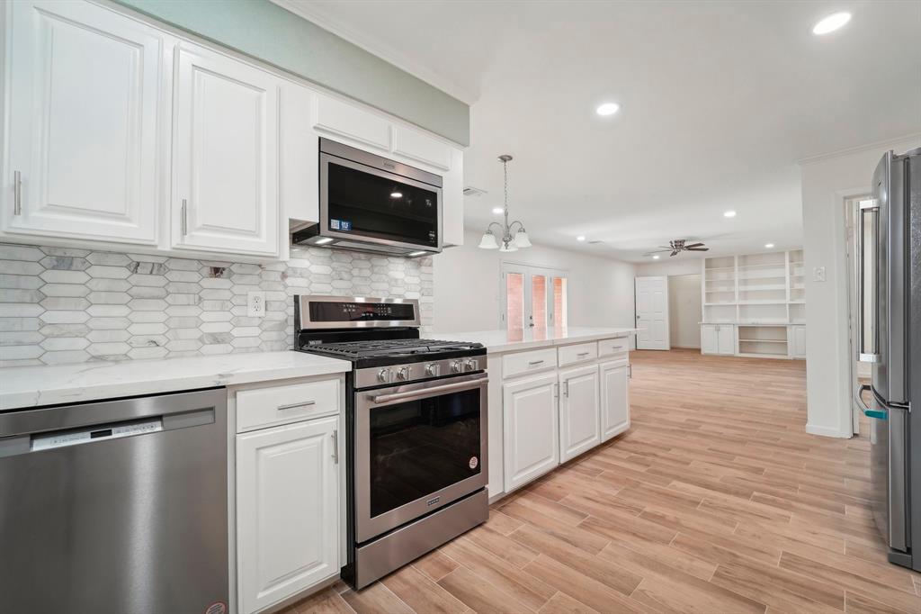 5406 Rutherglenn Drive