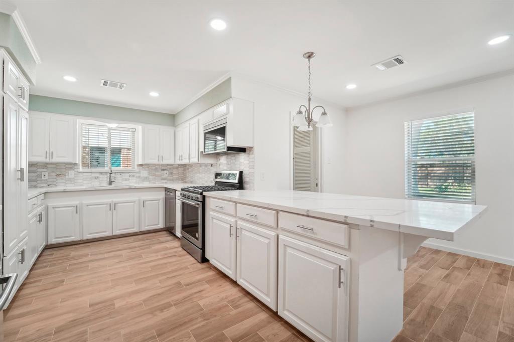 5406 Rutherglenn Drive