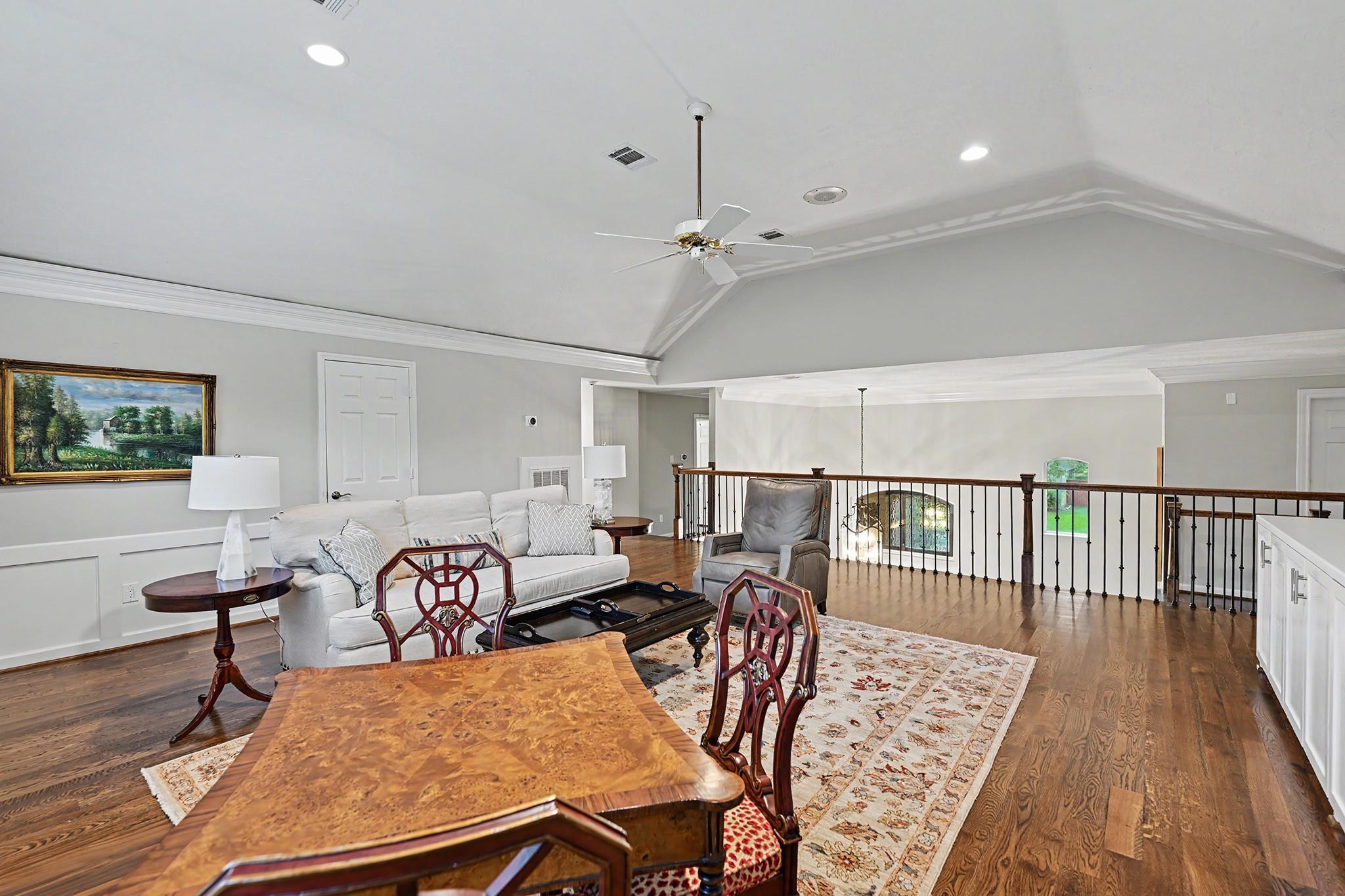 919 Bayou Parkway