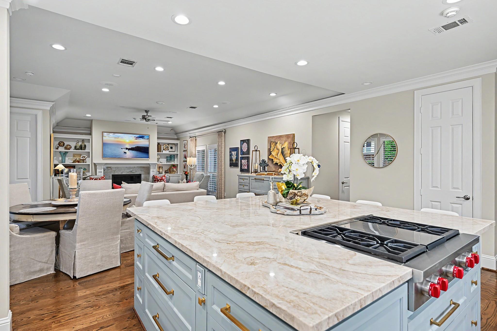 919 Bayou Parkway