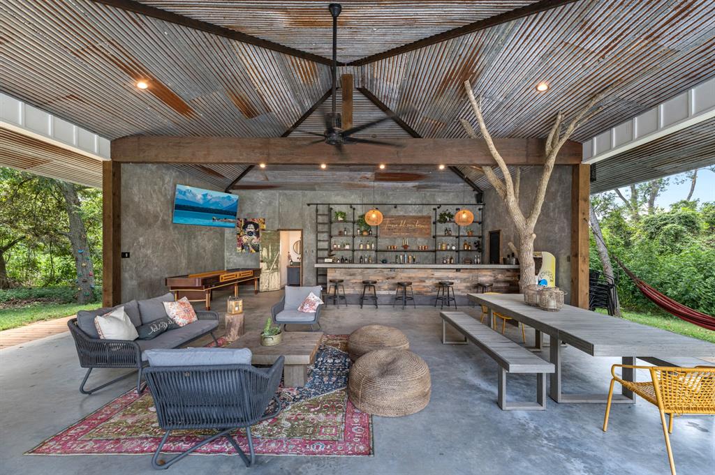 3539 River Road