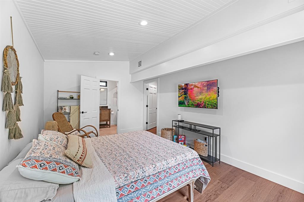 3539 River Road