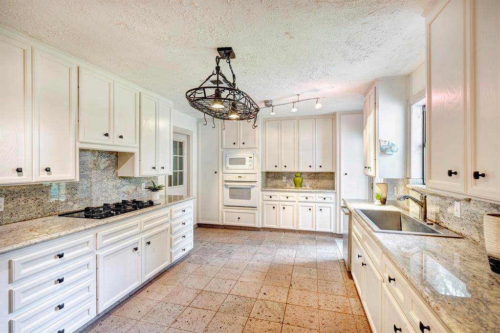 5446 Kuldell Drive