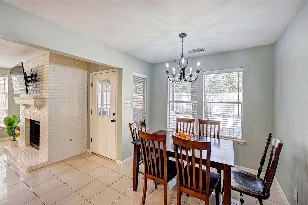 6 N Wilde Yaupon