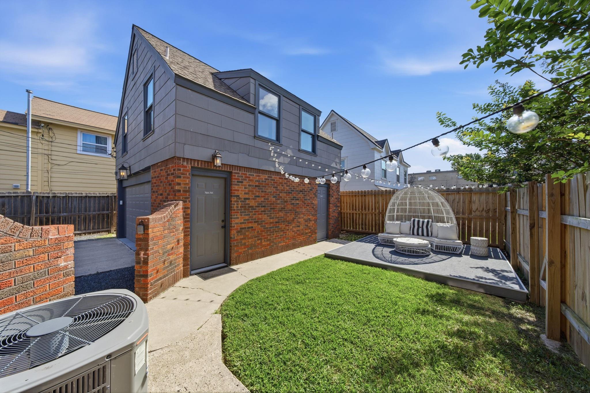 210 Coronado Street