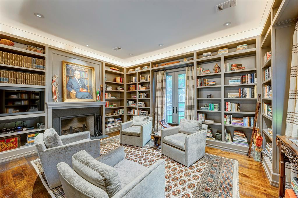 3825 Overbrook Lane