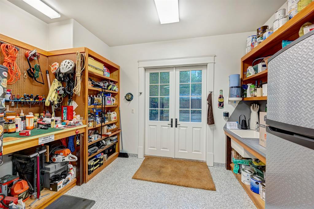 3825 Overbrook Lane