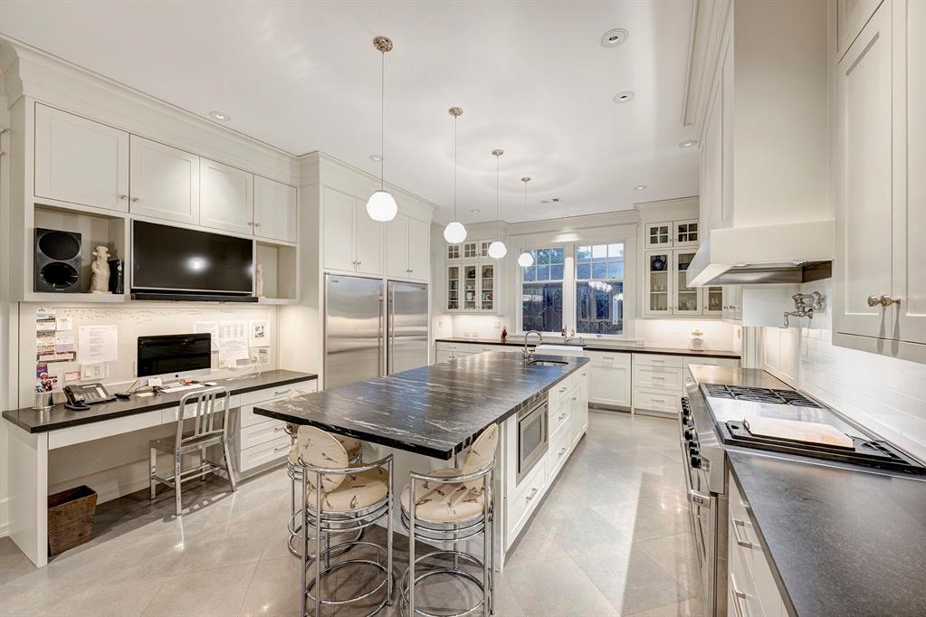 3825 Overbrook Lane