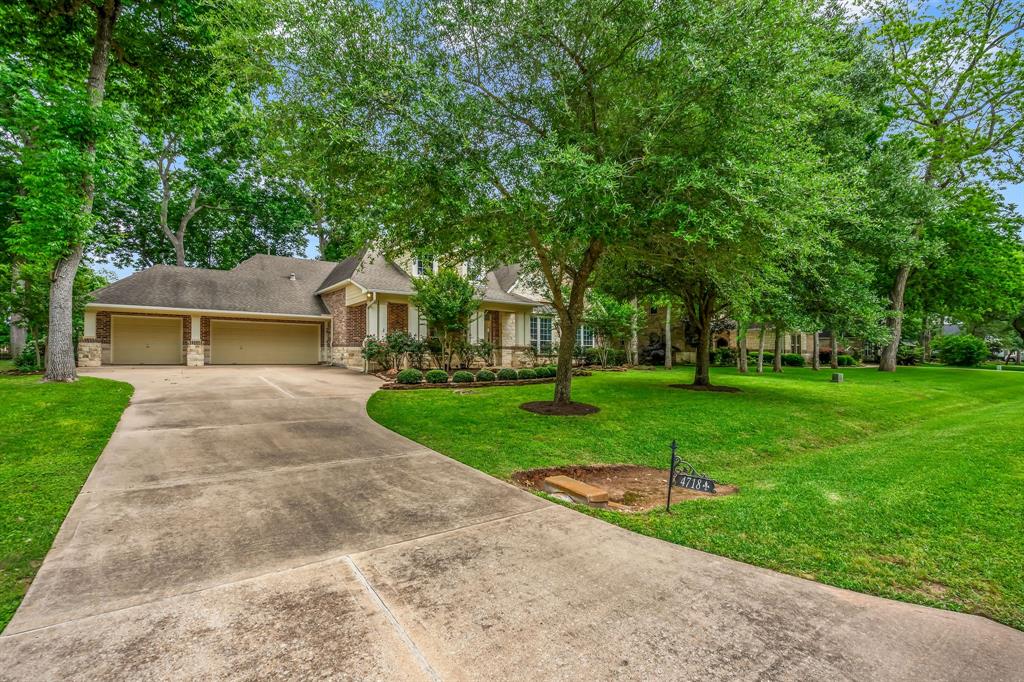 4718 Oxbow Circle E