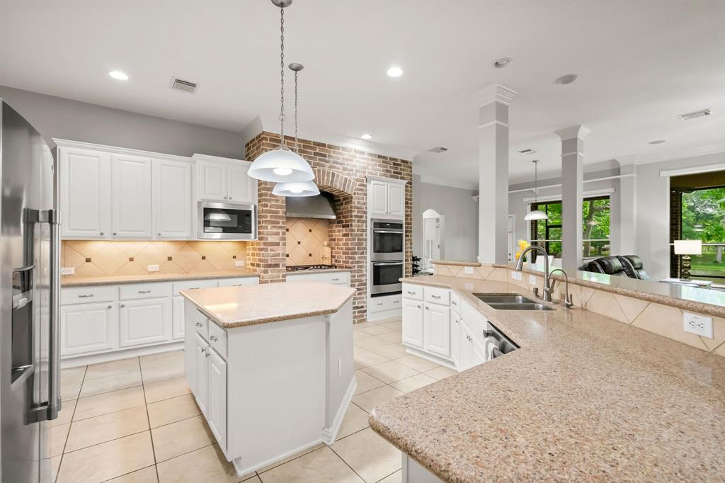 4718 Oxbow Circle E