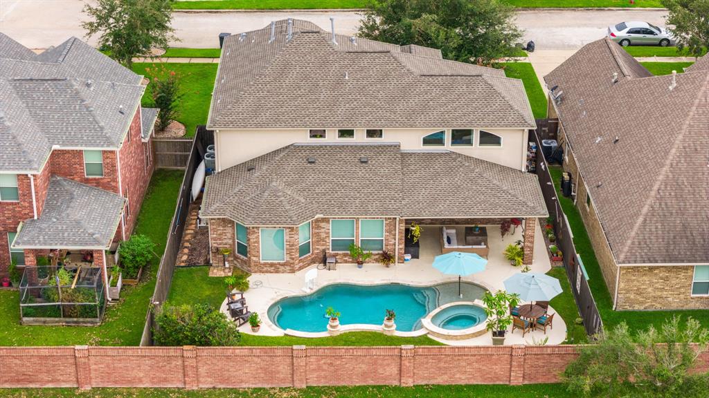 1006 Catania Lane