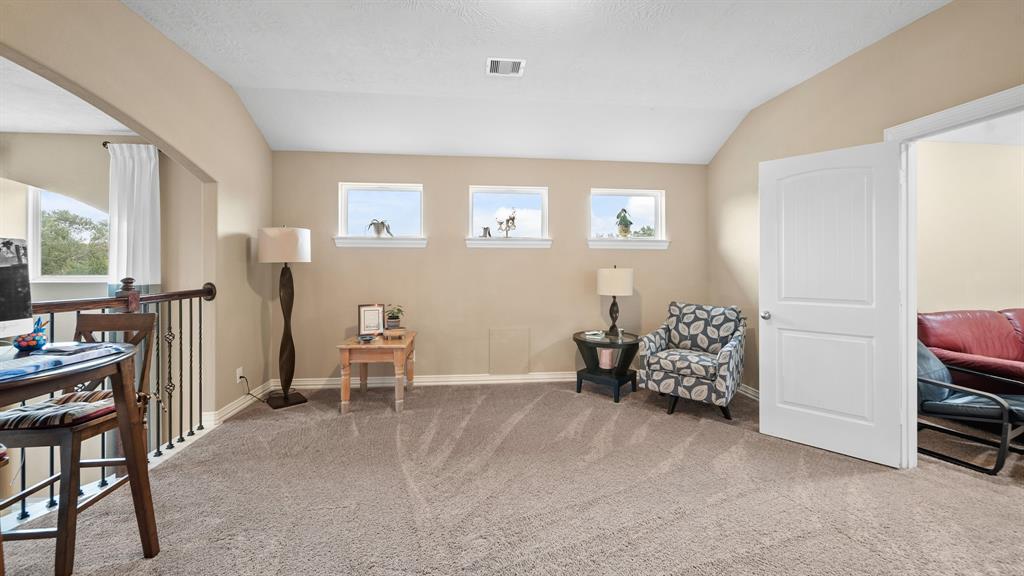 1006 Catania Lane
