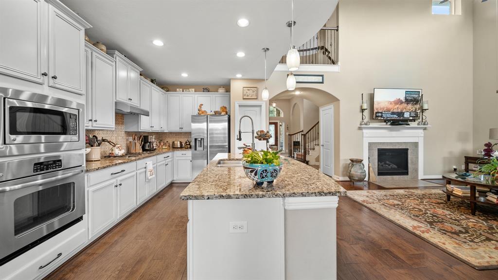 1006 Catania Lane