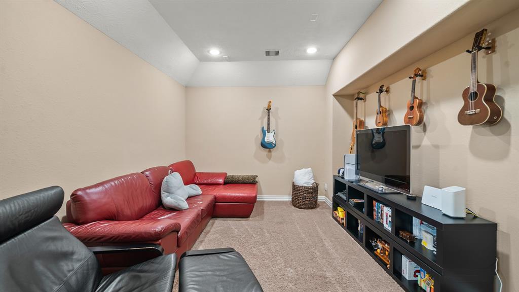 1006 Catania Lane