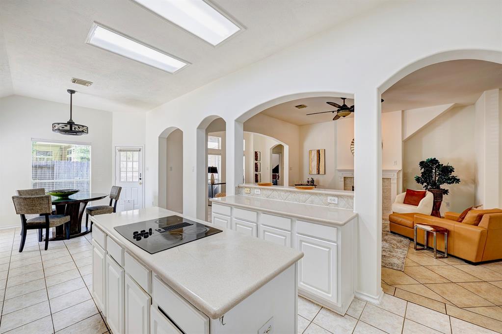 3510 Shadowvista Court