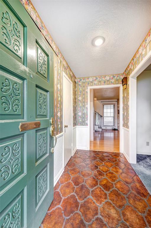 2723 Bernadette Lane