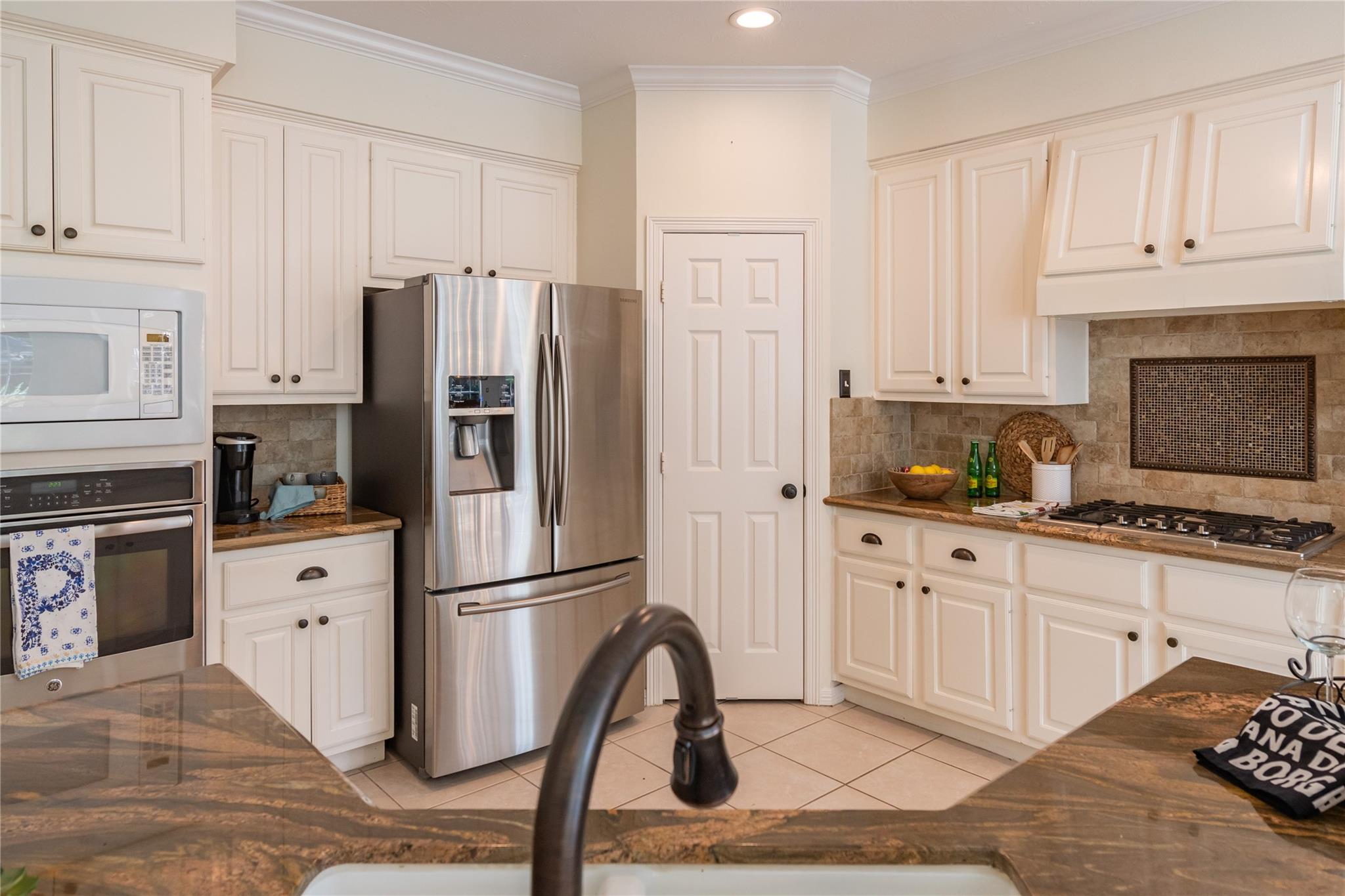 43 N Greenvine Circle