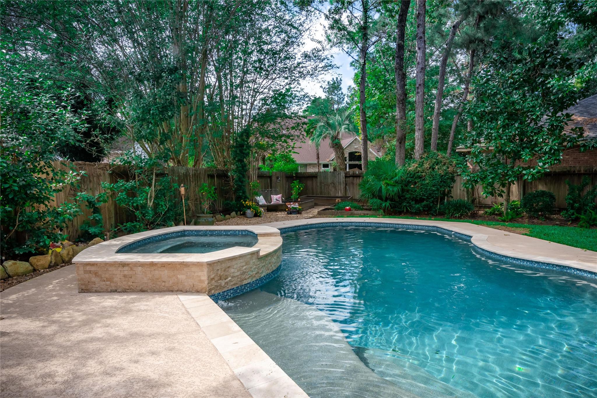 43 N Greenvine Circle