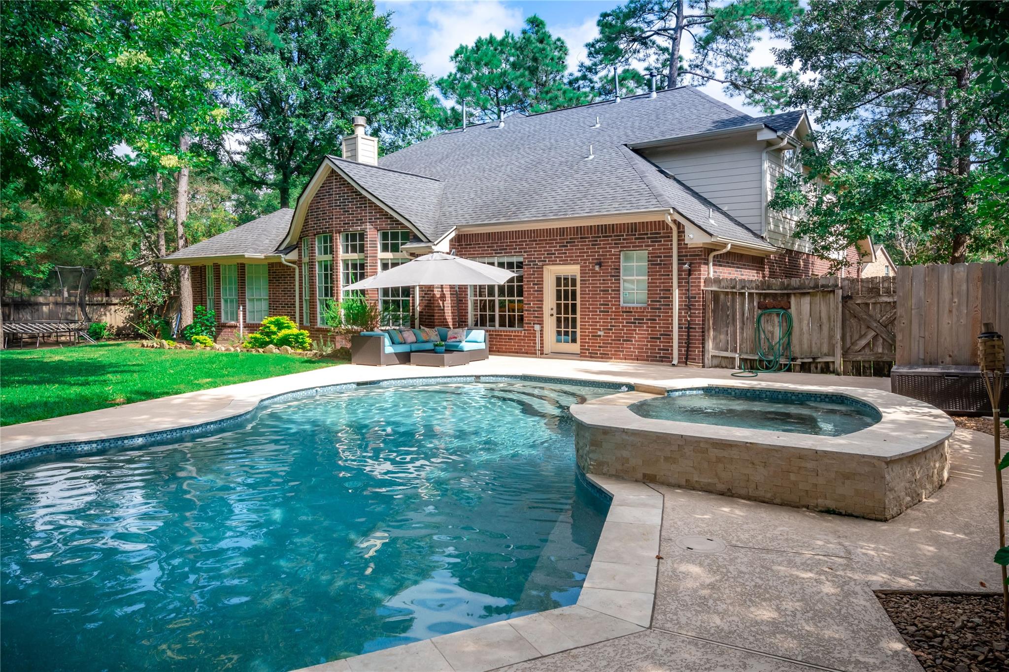 43 N Greenvine Circle