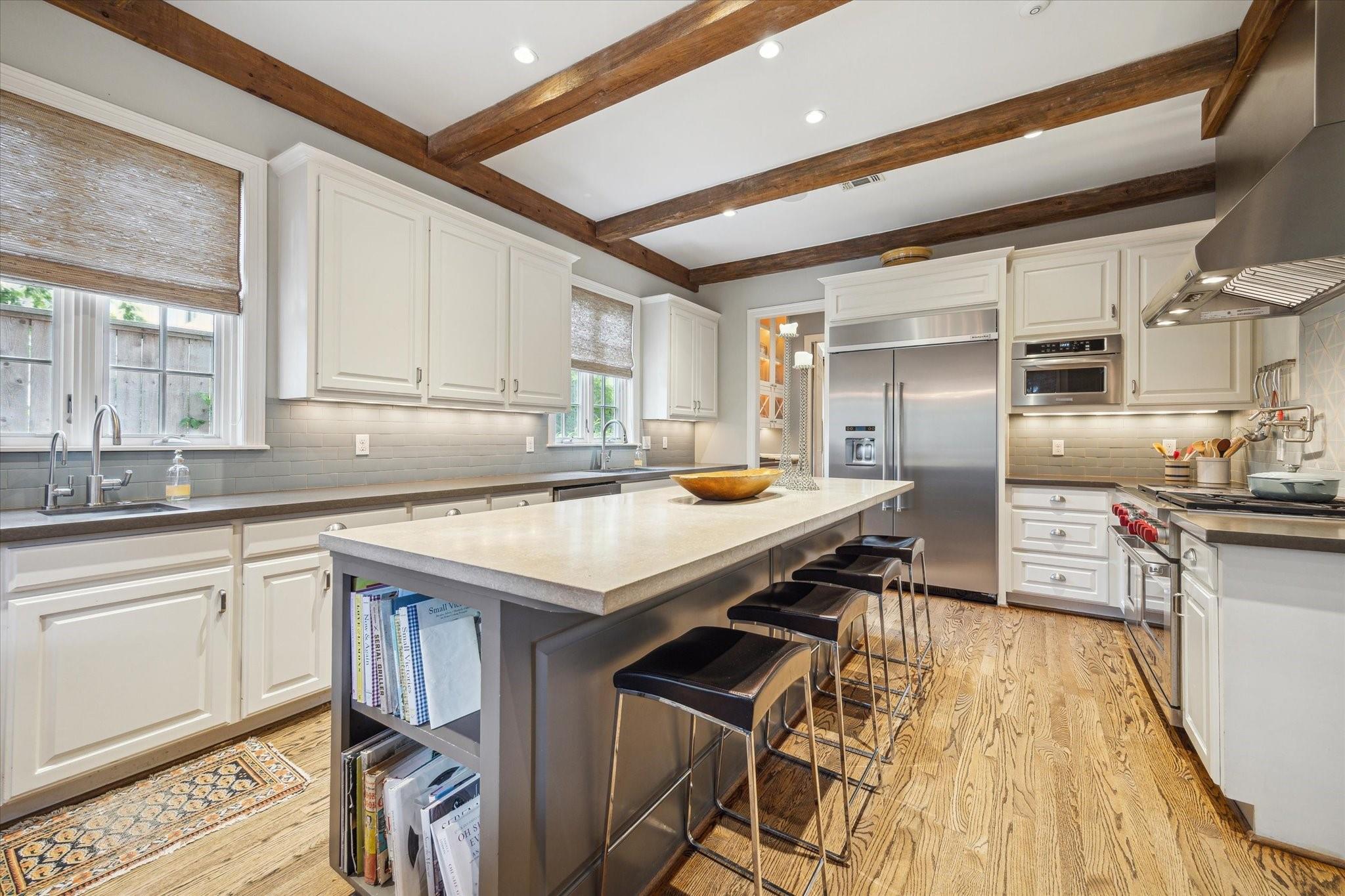 3428 Wickersham Lane