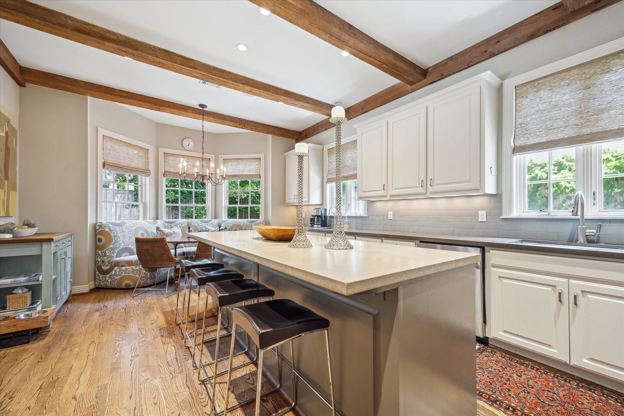 3428 Wickersham Lane