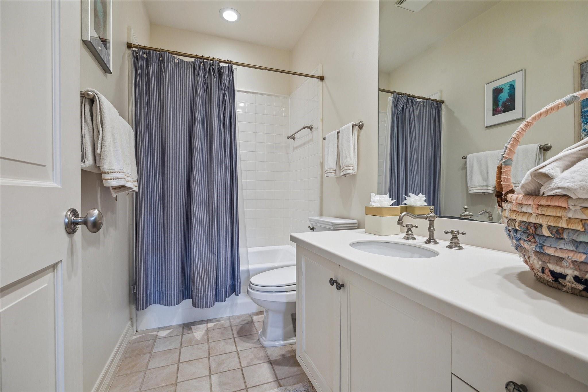 3428 Wickersham Lane