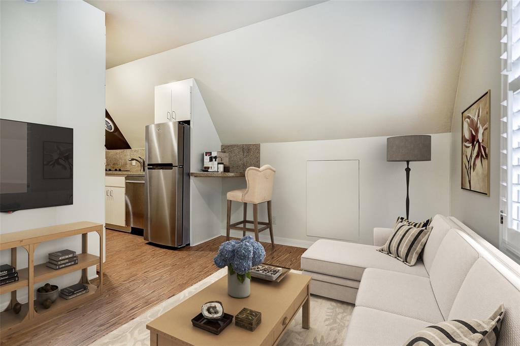 2331 Mimosa Unit: 1/2