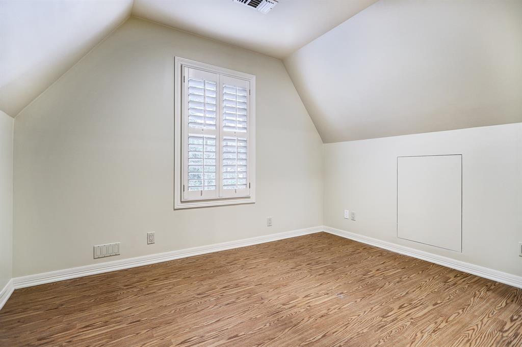 2331 Mimosa Unit: 1/2