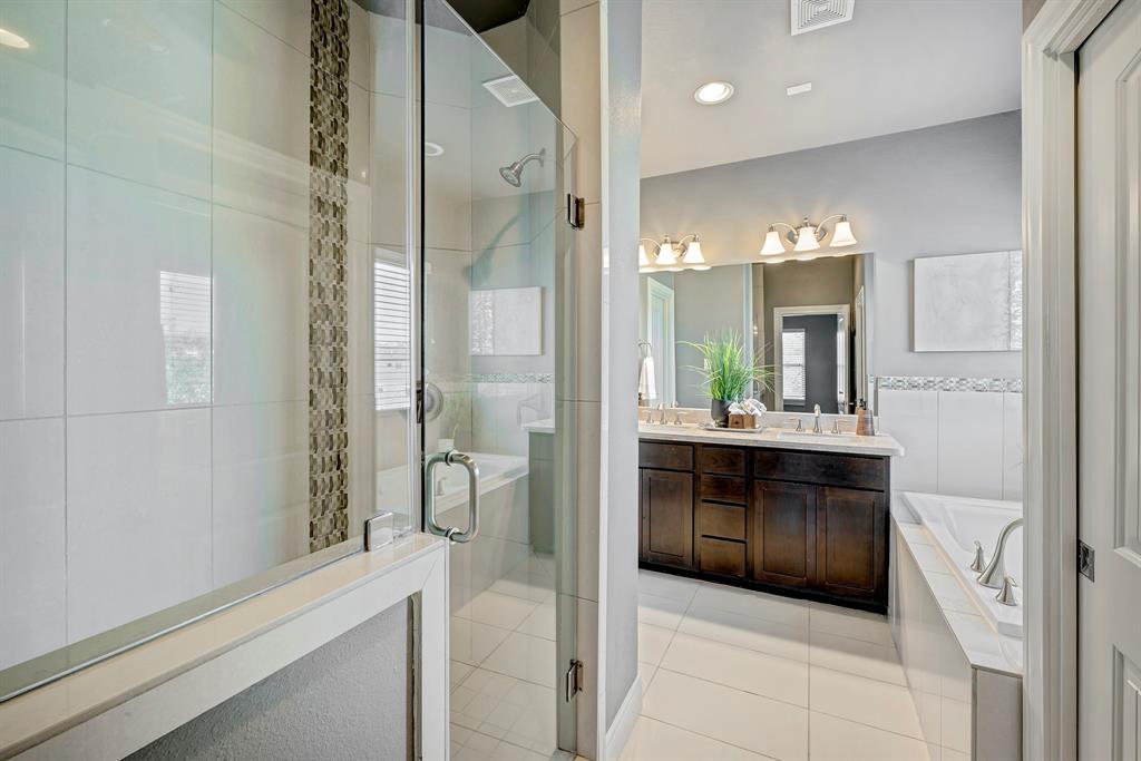 848 W 17th Street