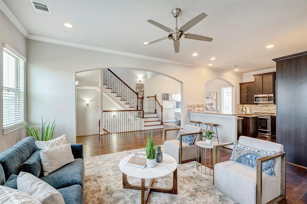 848 W 17th Street