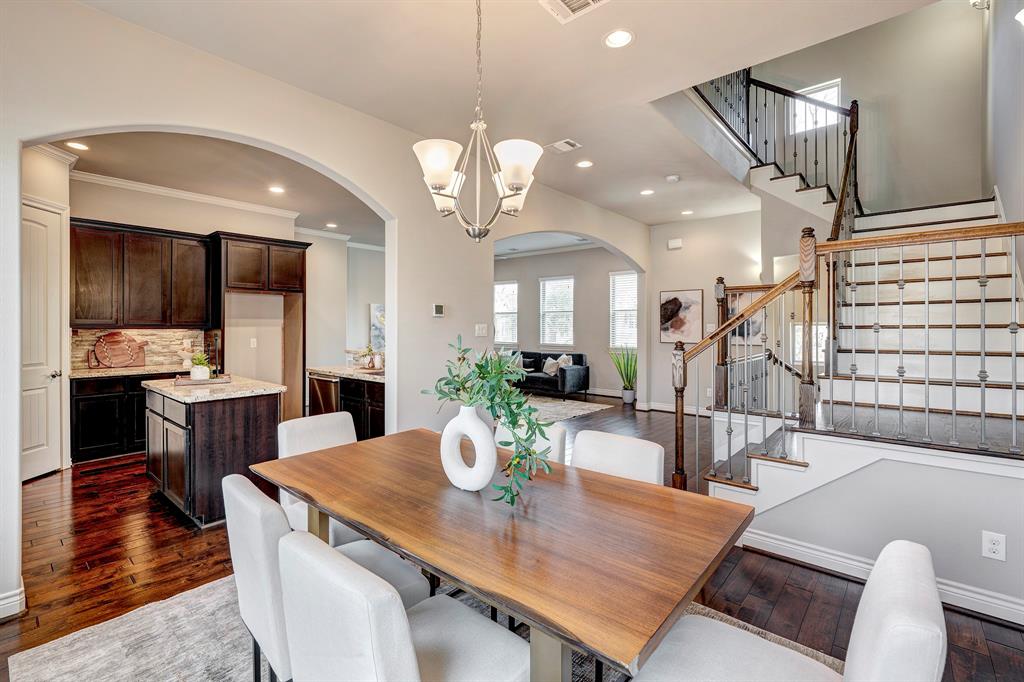 848 W 17th Street