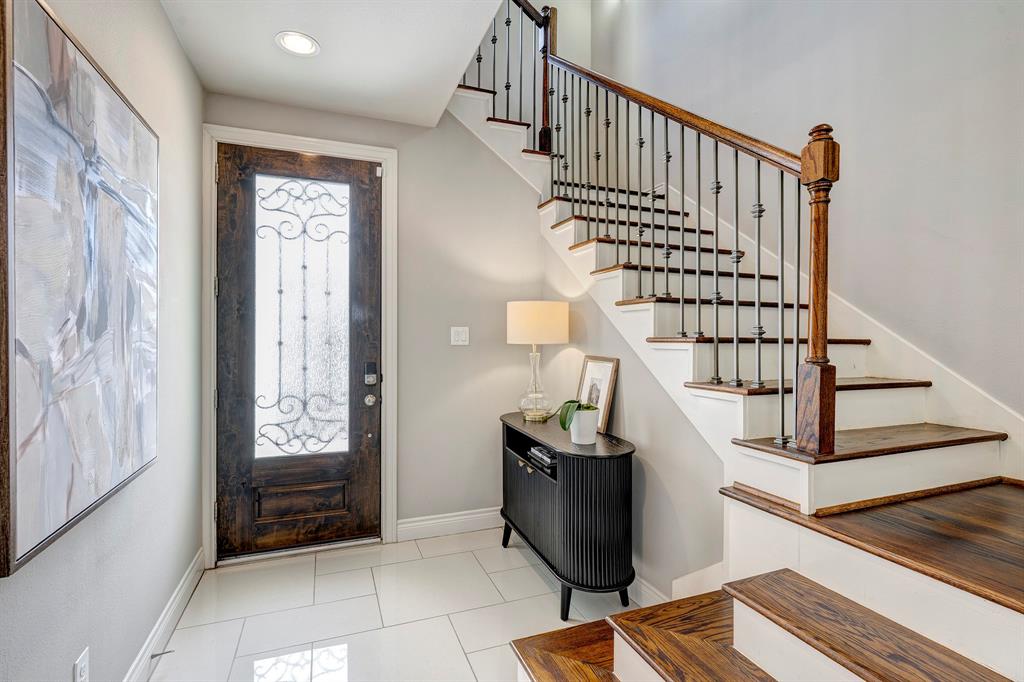 848 W 17th Street