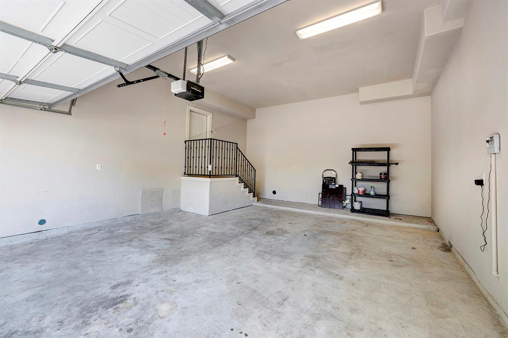 848 W 17th Street