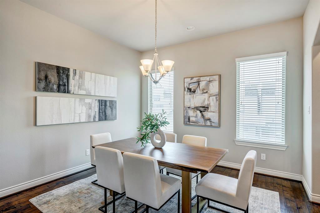 848 W 17th Street