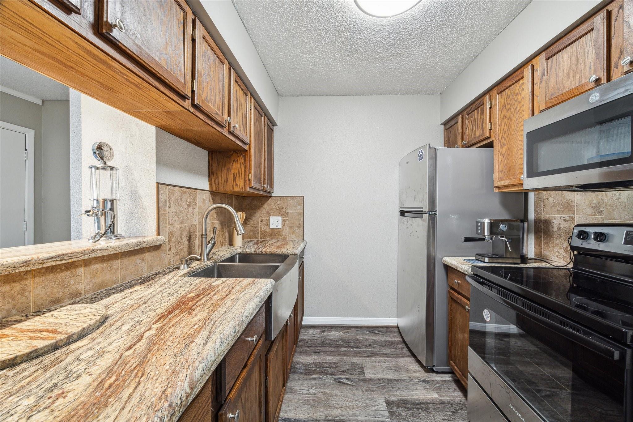 1516 Bay Area Boulevard # L8