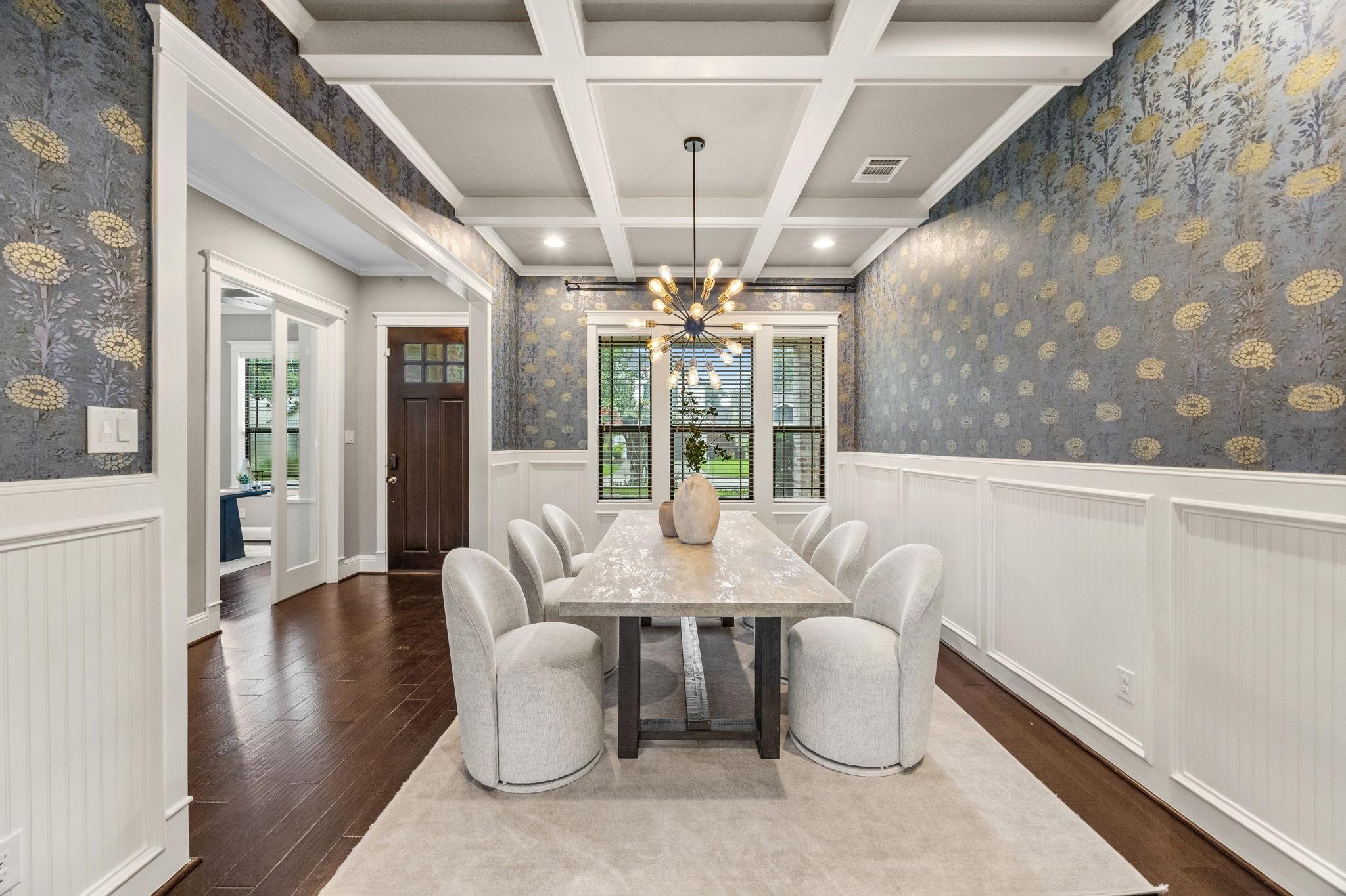 1527 Cheshire Lane