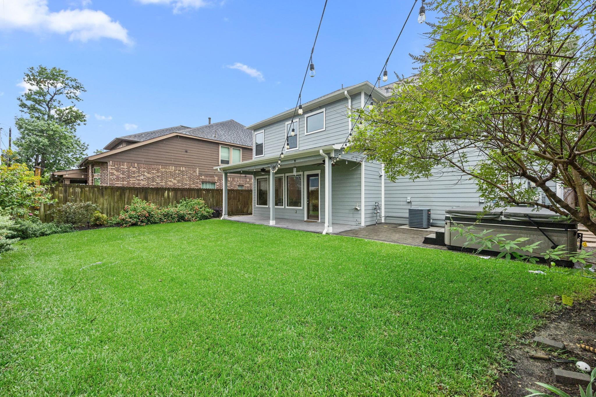 1527 Cheshire Lane