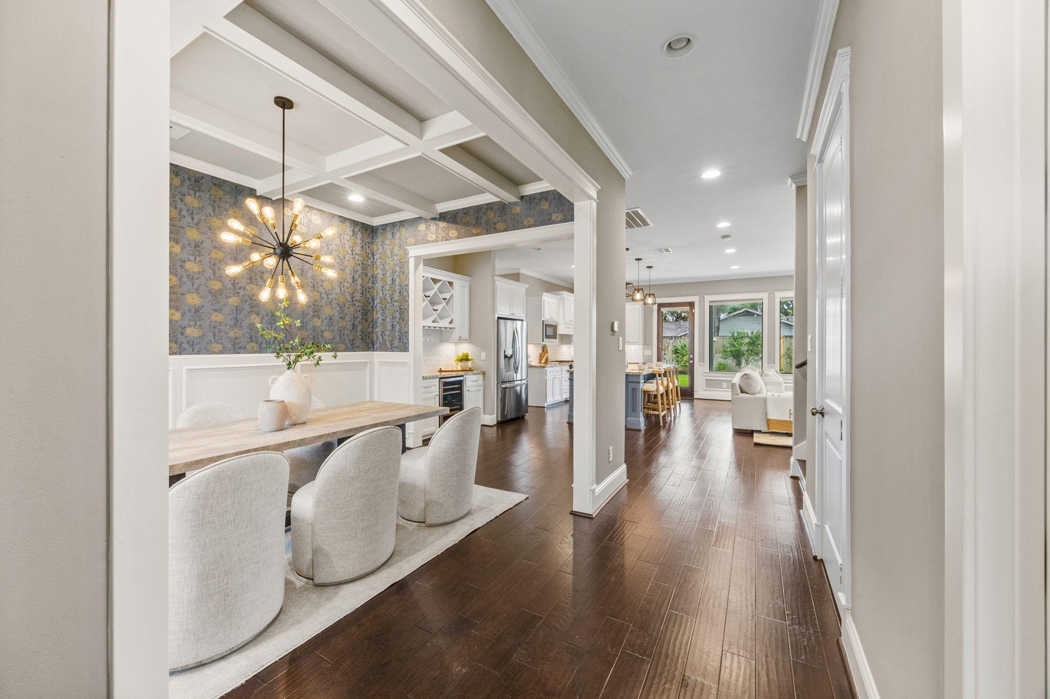 1527 Cheshire Lane