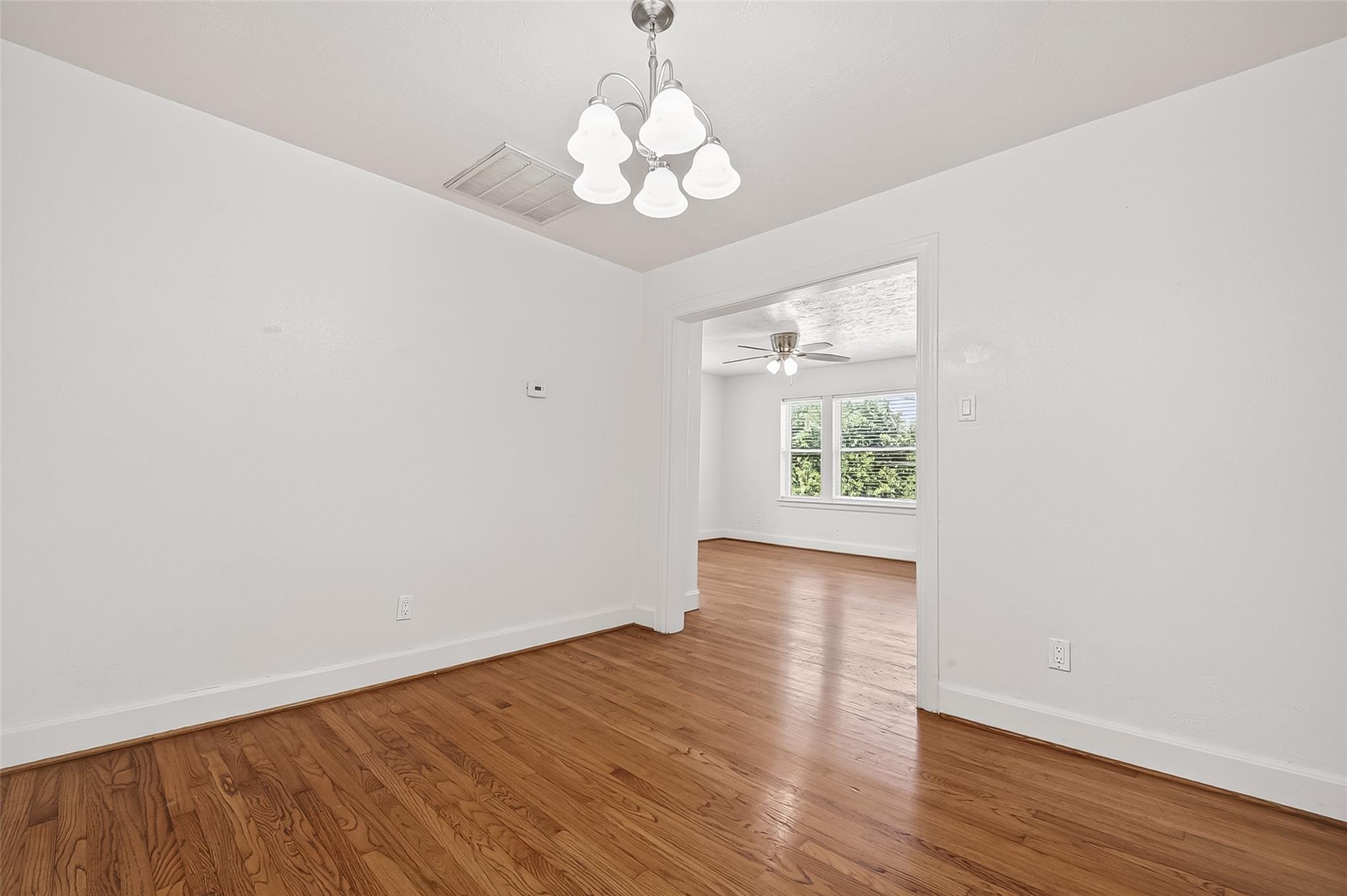 609 Cortlandt Street # 3
