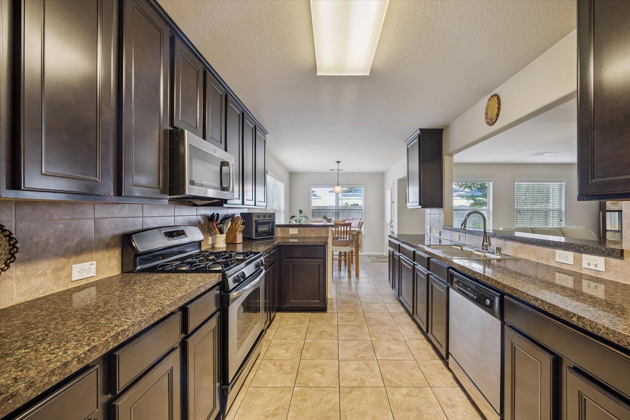 13915 Early Dew Court