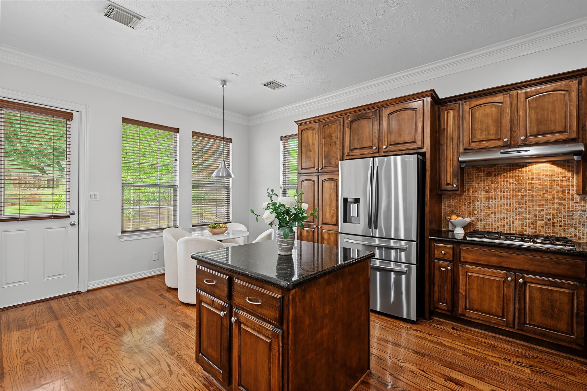 7827 Shady Villa Cove
