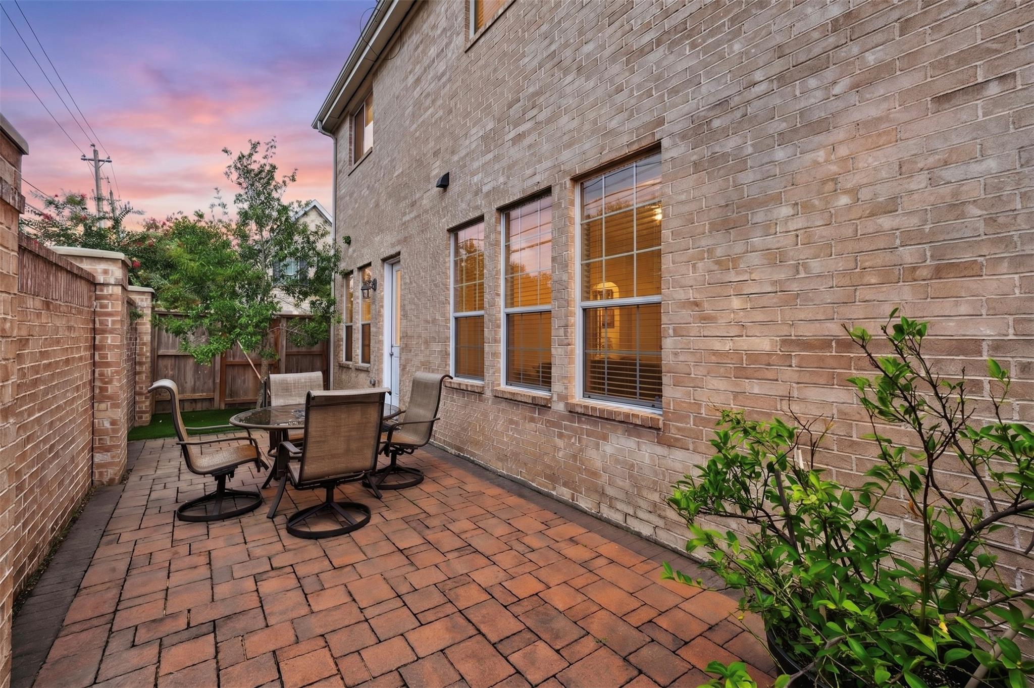 7827 Shady Villa Cove