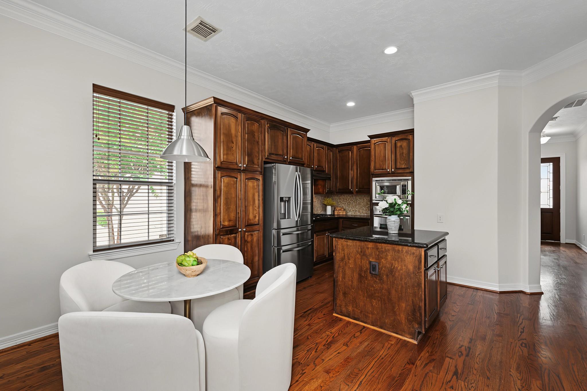 7827 Shady Villa Cove
