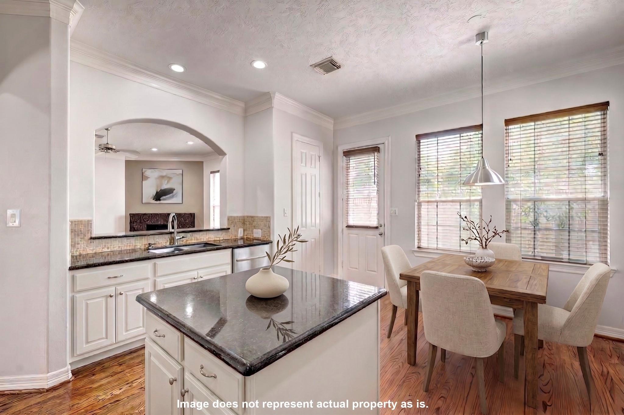 7827 Shady Villa Cove