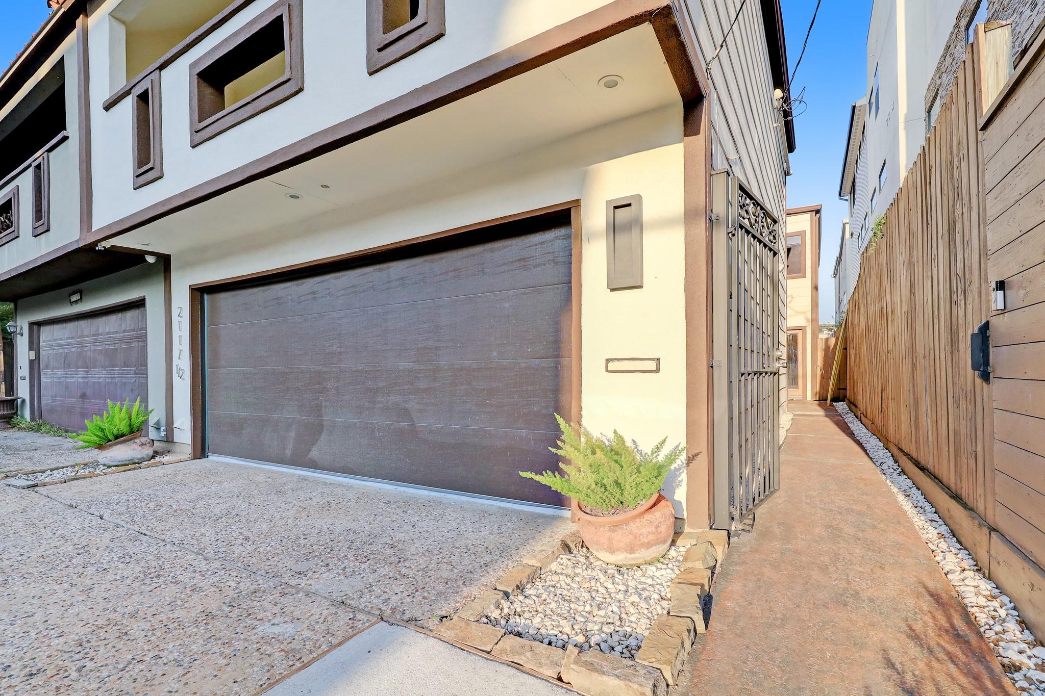 2117 1/2 Hazard Street