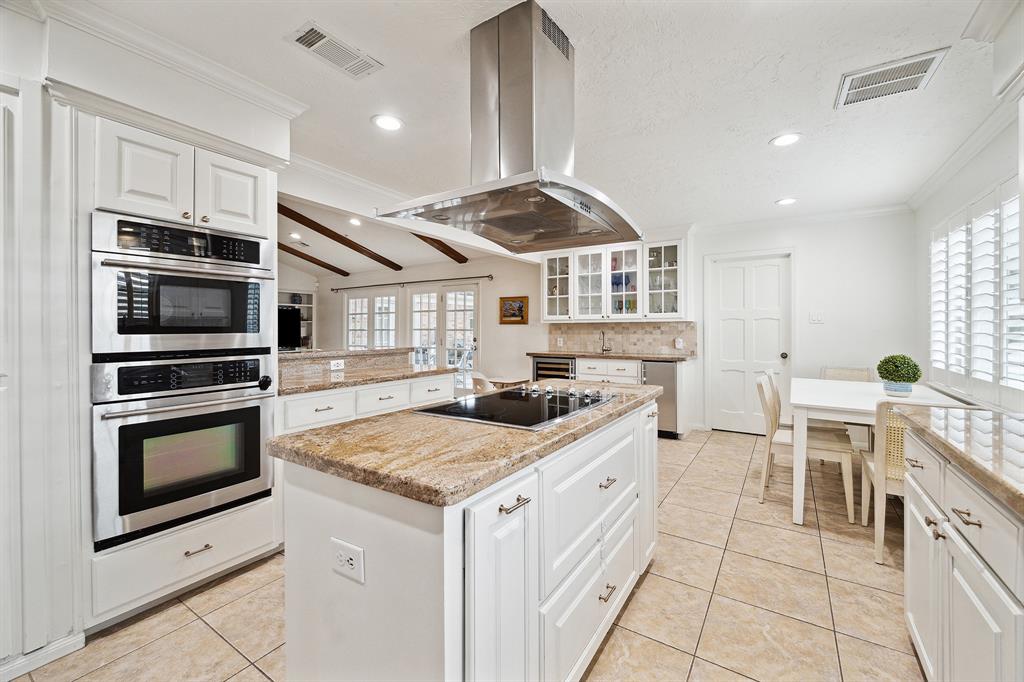 10207 Del Monte Drive