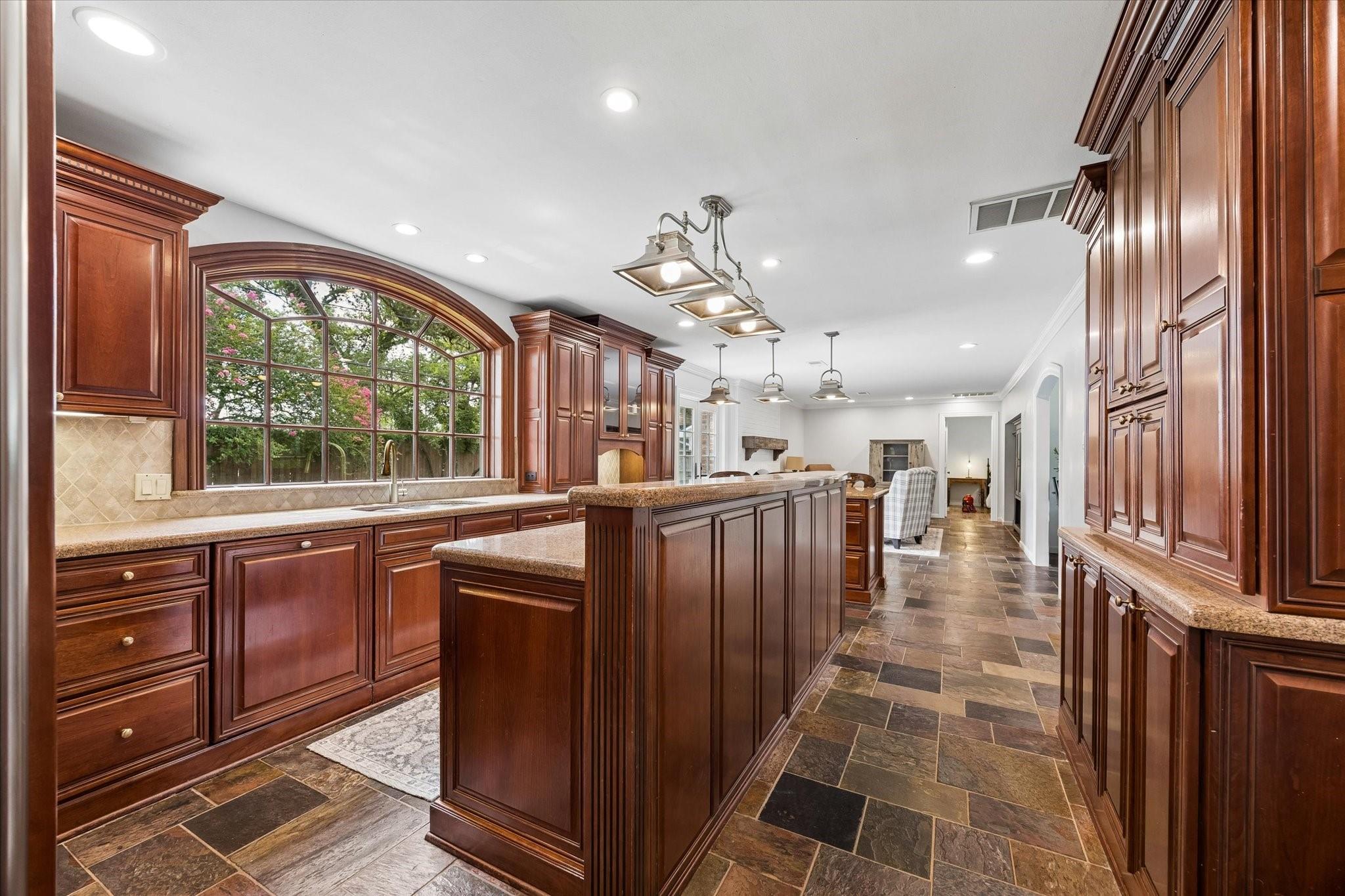 934 Moss Spring Lane