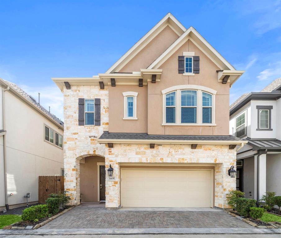 1405 Arkley Way